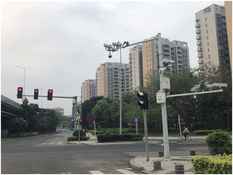 現有交通路口燈杆設置實景（jǐng）