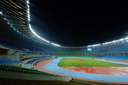 田徑場館燈光照（zhào）明